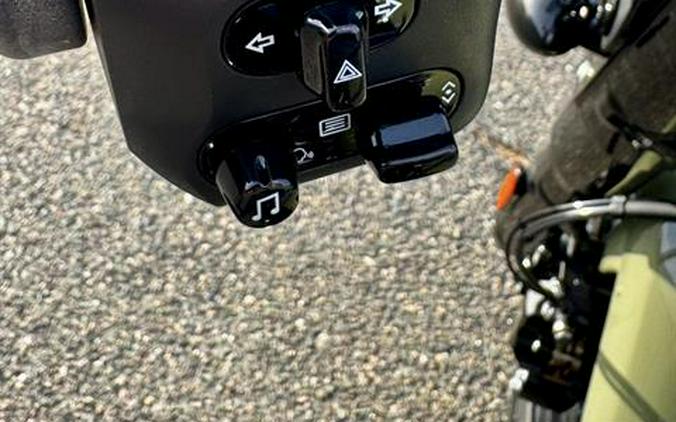 2025 Indian Motorcycle Super Chief Dark Horse