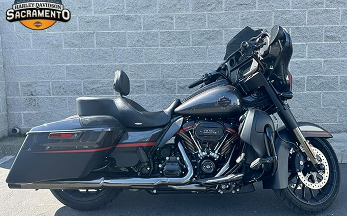 Harley-Davidson CVO Street Glide 2018 FLHXSE 957070T DK ALLOY/BL