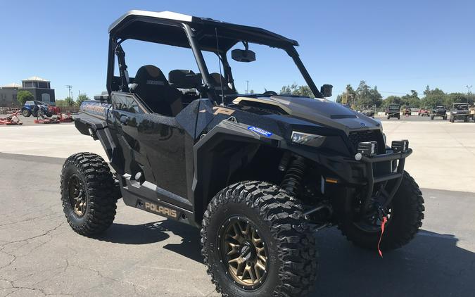 2022 Polaris Industries GENERAL XP 1000 Deluxe