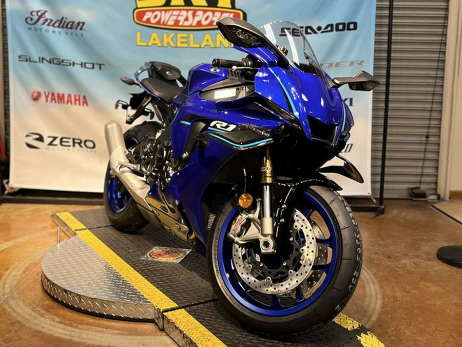 2026 Yamaha YZF R1
