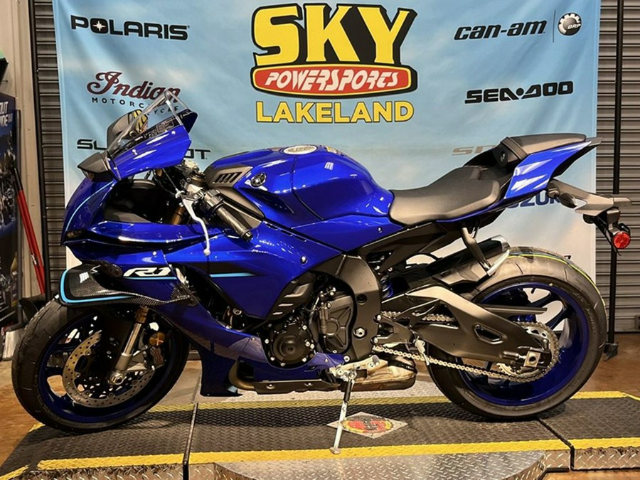 2026 Yamaha YZF R1