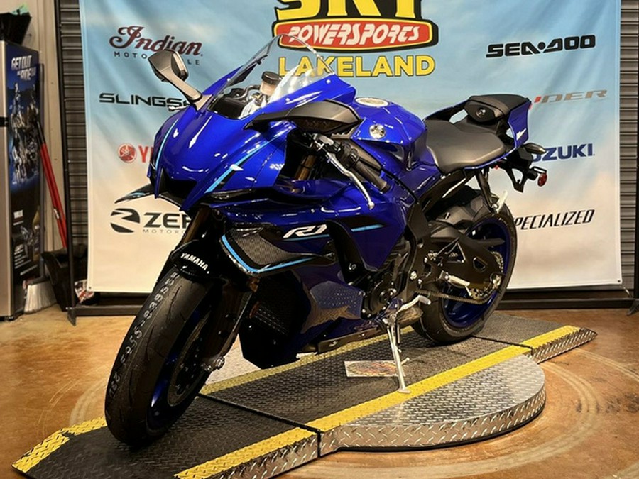 2026 Yamaha YZF R1