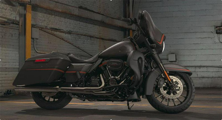 2018 Harley-Davidson CVO™ Street Glide®