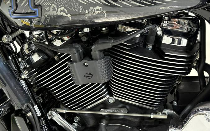 2026 Harley-Davidson® Street Glide® Midnight Ember Chrome Trim