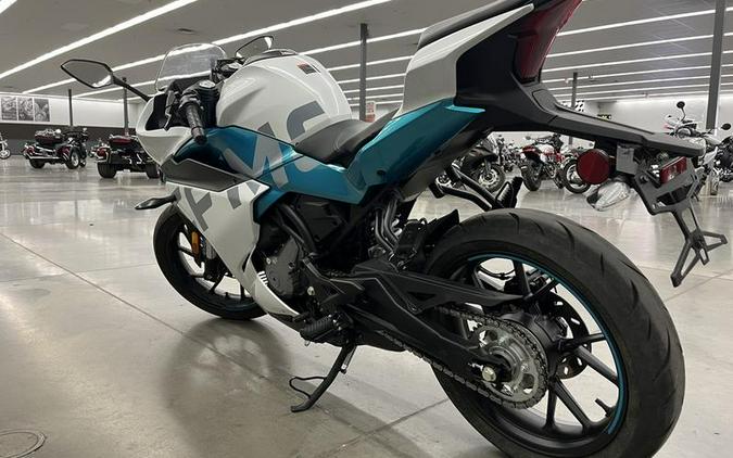 2022 CFMoto 300SS