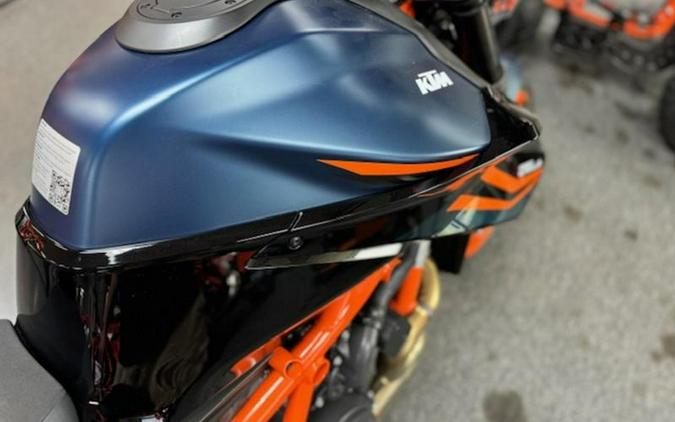 2023 KTM 1290 Super Duke R Evo