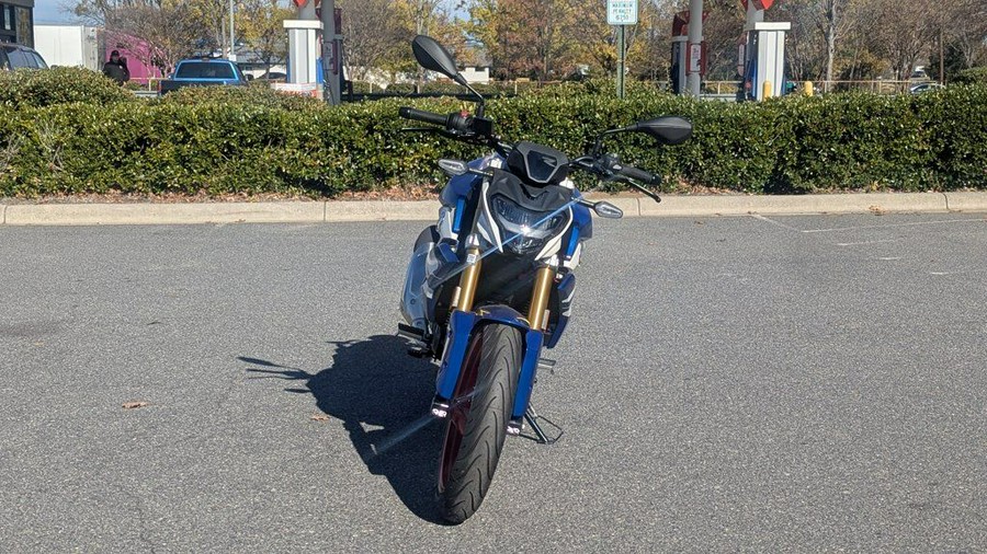2025 BMW G 310 R Style Sport