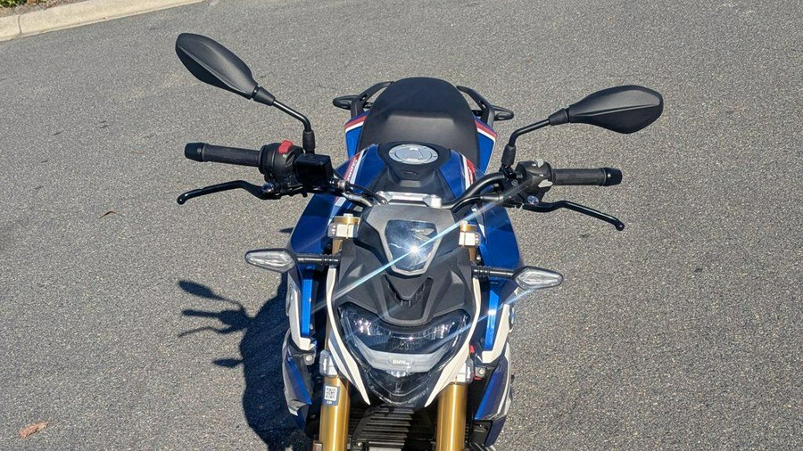 2025 BMW G 310 R Style Sport