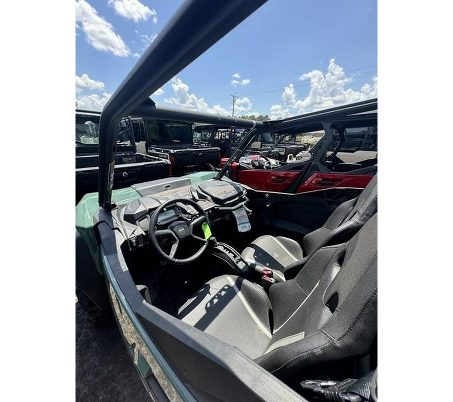 2025 Can-Am® Commander DPS 1000R