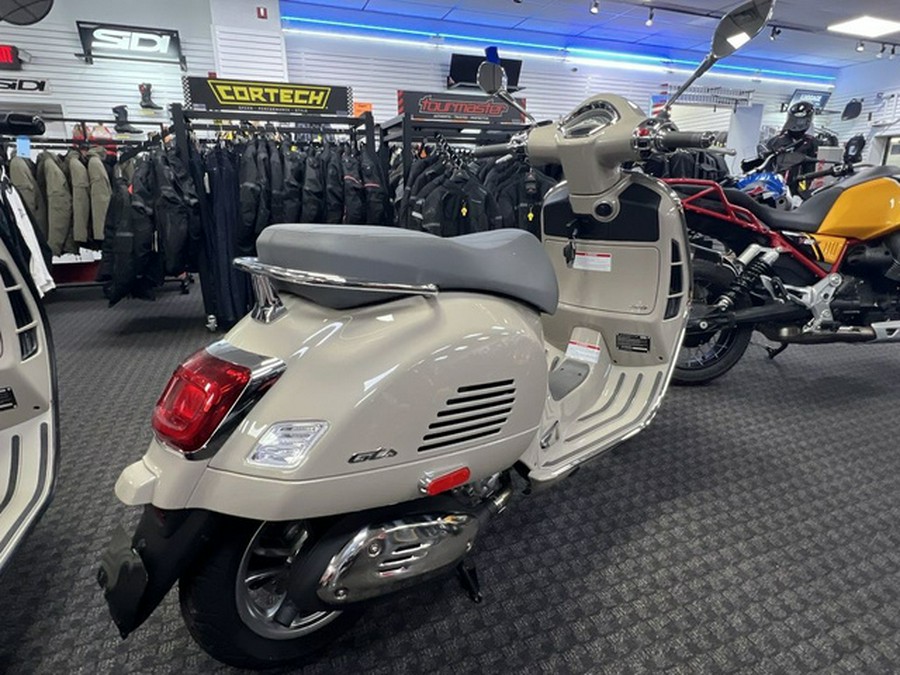 2025 Vespa GTS 310