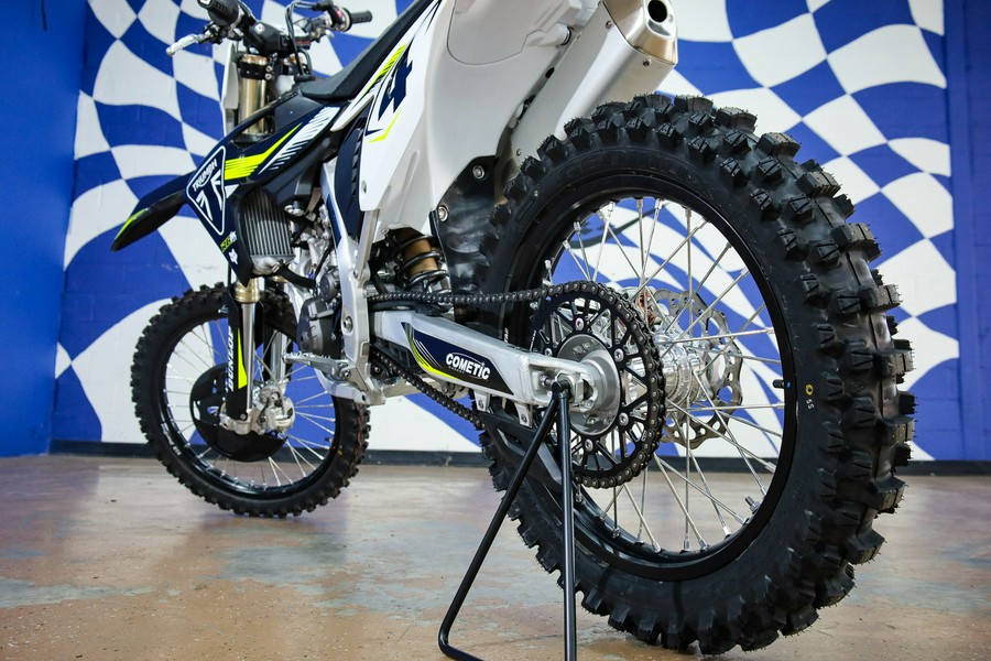 2025 TF450-RC Edition - Triumph
