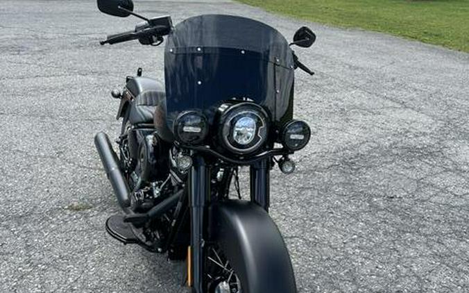 2026 Harley-Davidson® Deadwood™ Black Denim