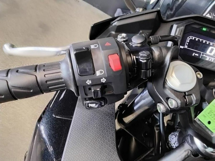 2026 Kawasaki Ninja 500 ABS Metallic Flat Spark Black