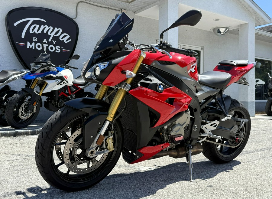2016 BMW S 1000 R