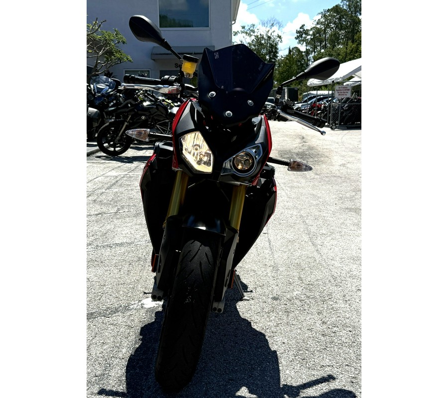 2016 BMW S 1000 R