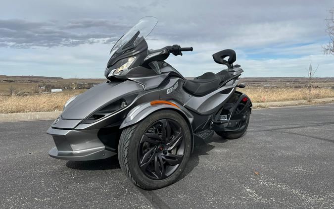 2013 Can-Am Spyder ST-S SE5