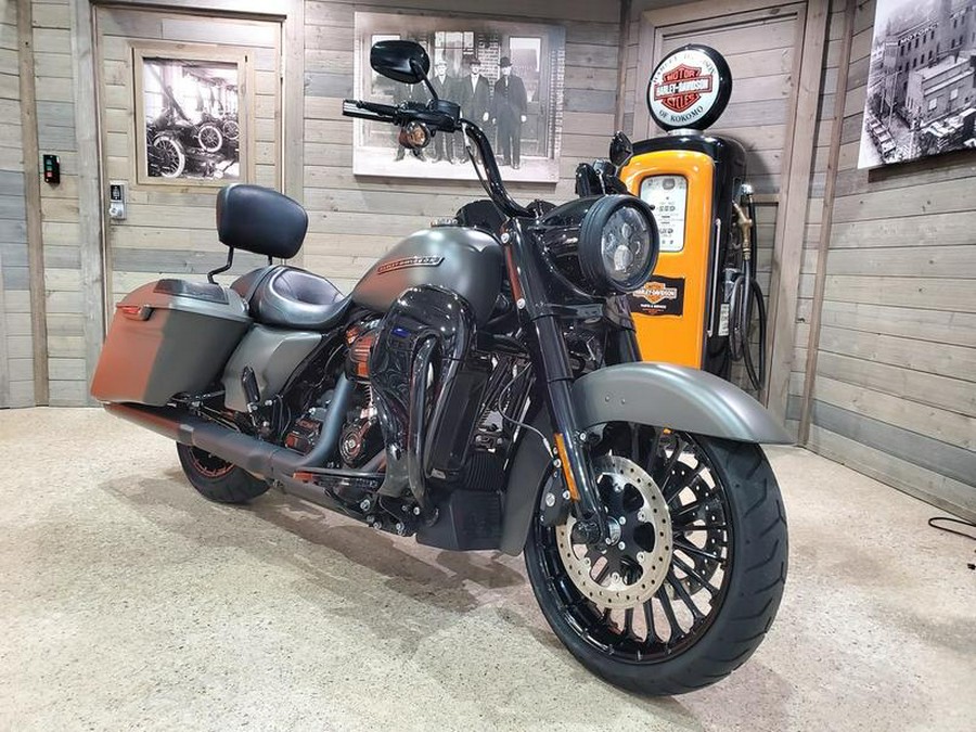 2018 Harley-Davidson® FLHRXS - Road King® Special