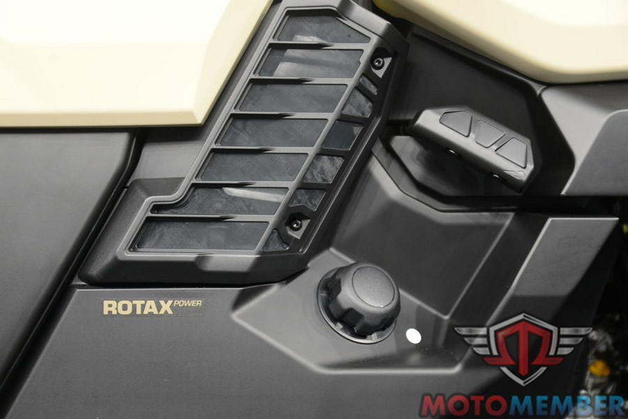 2026 Can-Am Defender MAX Limited HD11