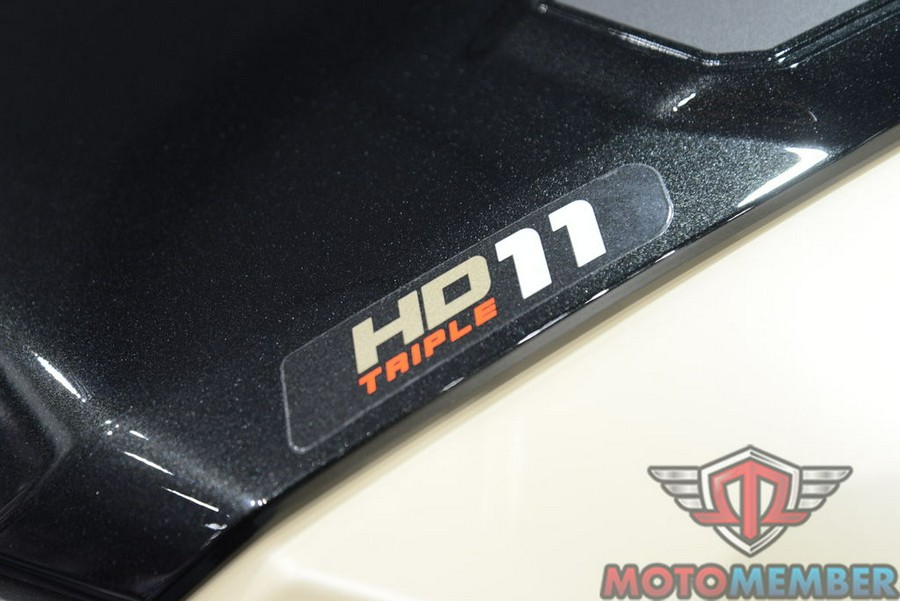 2026 Can-Am Defender MAX Limited HD11