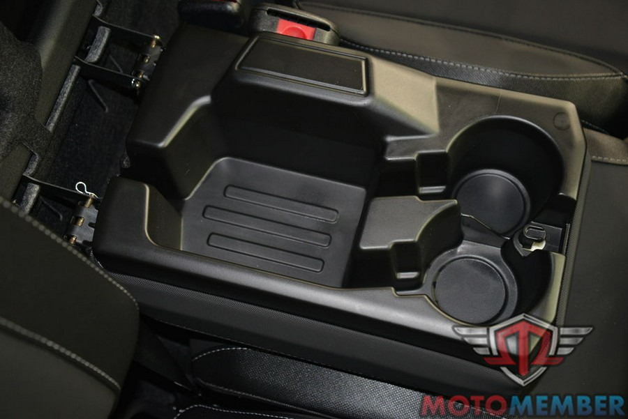 2026 Can-Am Defender MAX Limited HD11