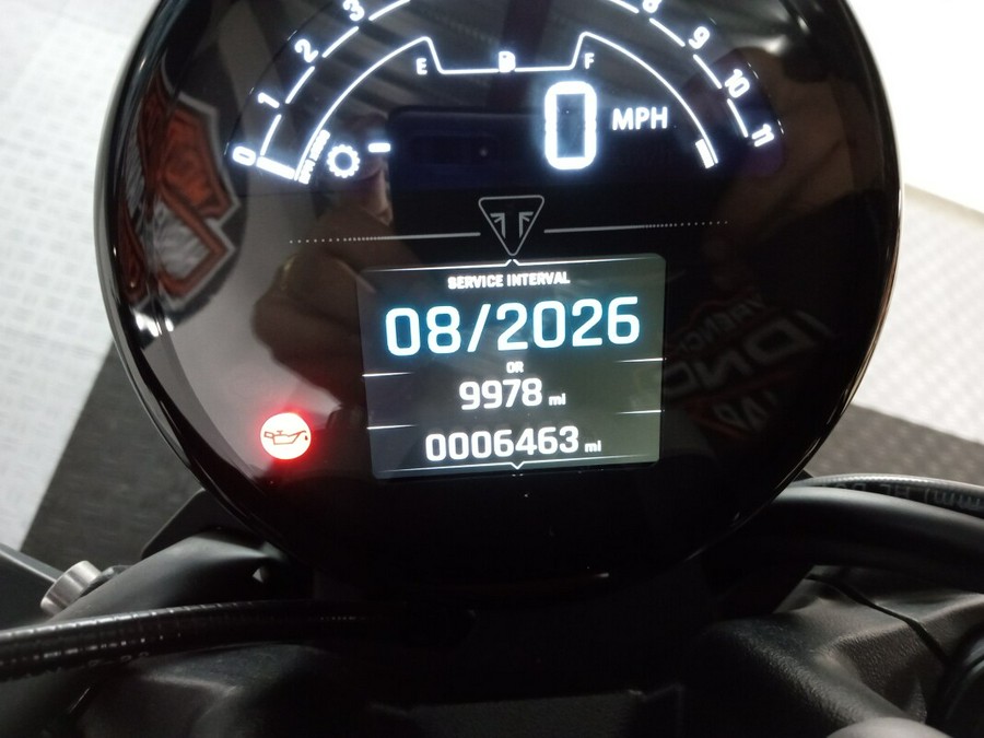 2023 Triumph Trident 660 - Matt Baja Orange / Matt Storm Grey