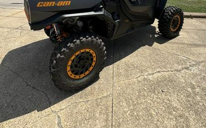 2025 Can-Am® Commander XT-P 1000R