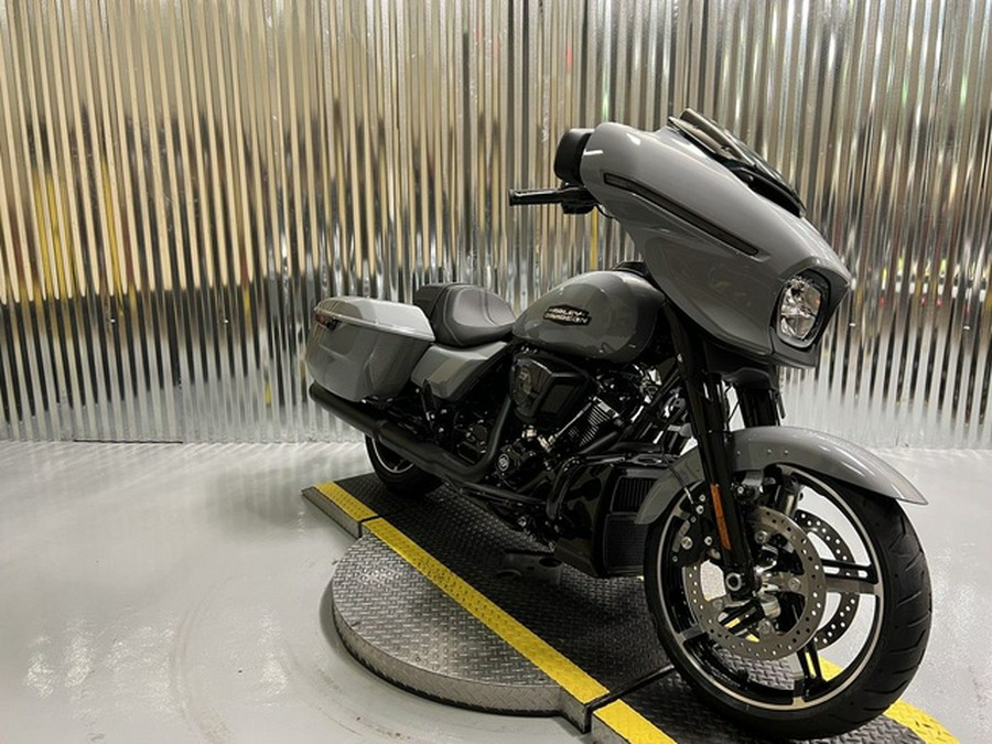 2026 Harley-Davidson FLHX - Street Glide