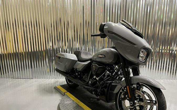 2026 Harley-Davidson FLHX - Street Glide