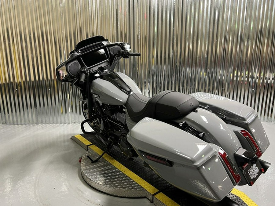 2026 Harley-Davidson FLHX - Street Glide