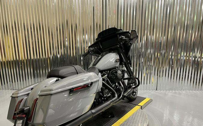 2026 Harley-Davidson FLHX - Street Glide