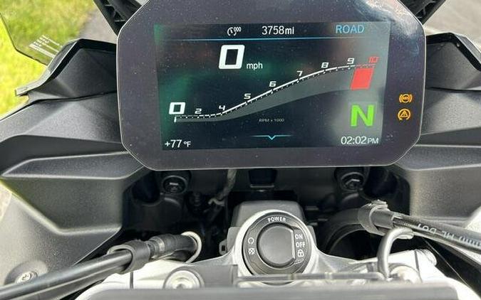 2024 BMW F 900 XR