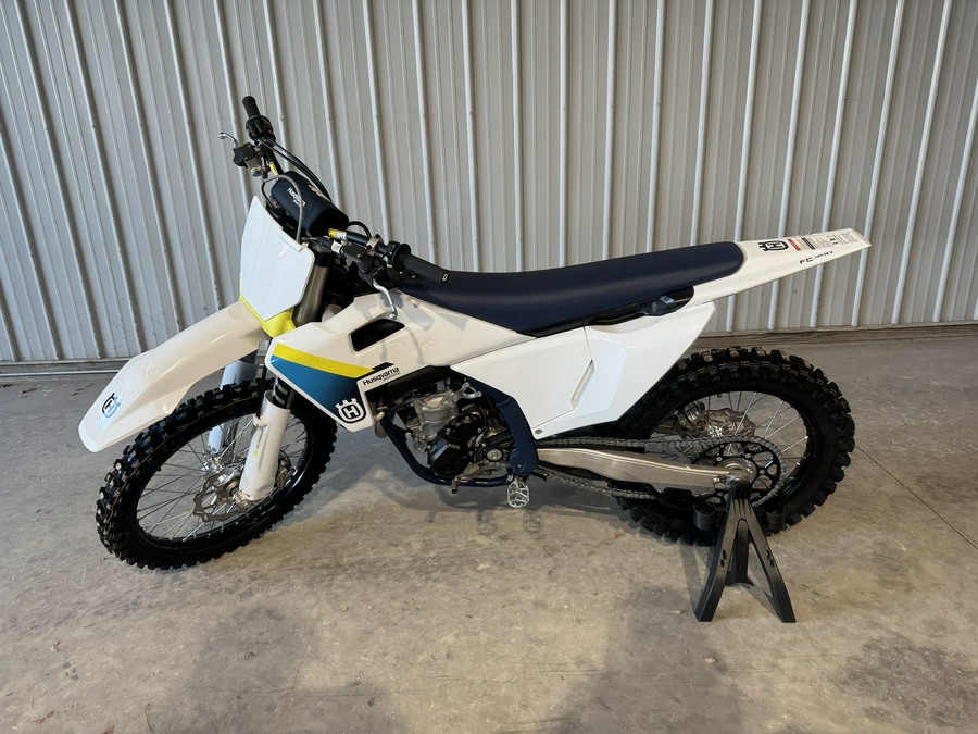 2025 Husqvarna FC 350