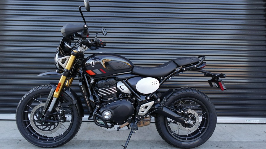 2026 Triumph Scrambler 400 XC