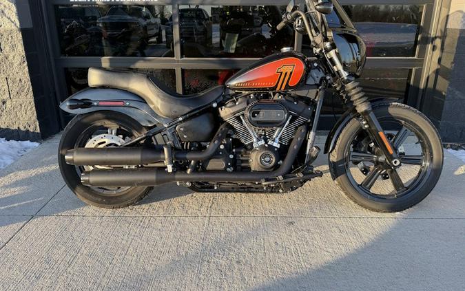 2022 Harley-Davidson® Softail® Street Bob® 114