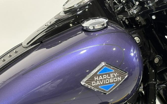2026 Harley-Davidson® Heritage Classic Purple Abyss Black Cast Wheels