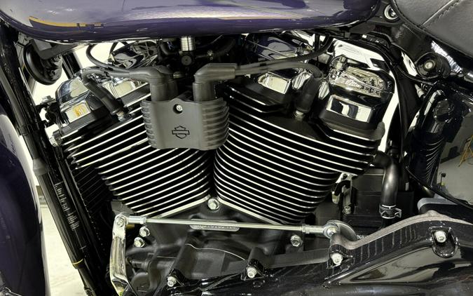 2026 Harley-Davidson® Heritage Classic Purple Abyss Black Cast Wheels