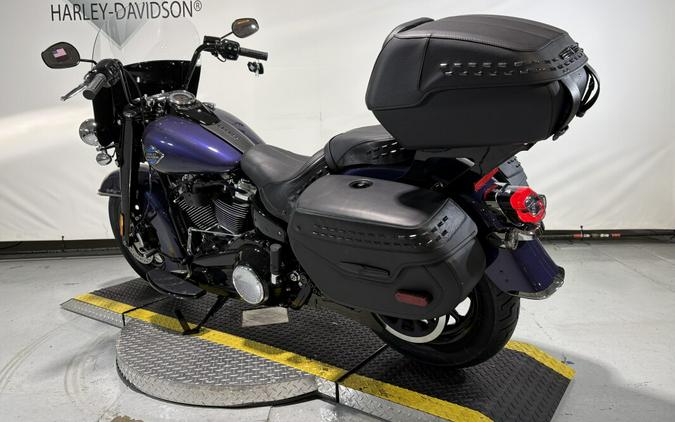 2026 Harley-Davidson® Heritage Classic Purple Abyss Black Cast Wheels
