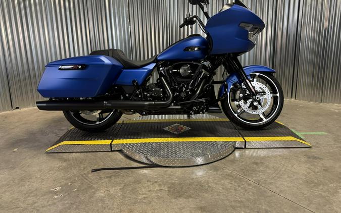 2026 Harley-Davidson Road Glide AURORA BLUE DNM