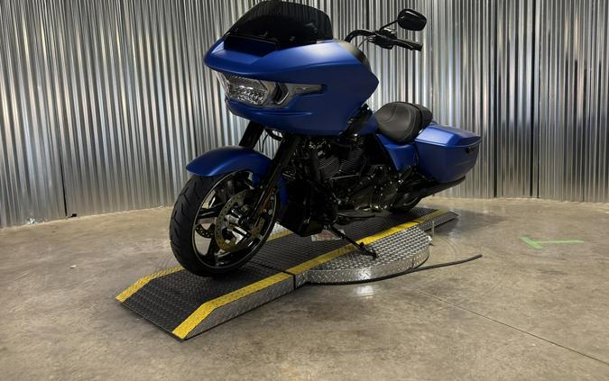 2026 Harley-Davidson Road Glide AURORA BLUE DNM