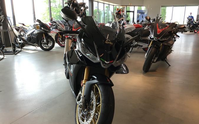 2022 Aprilia RSV4 1100 Factory