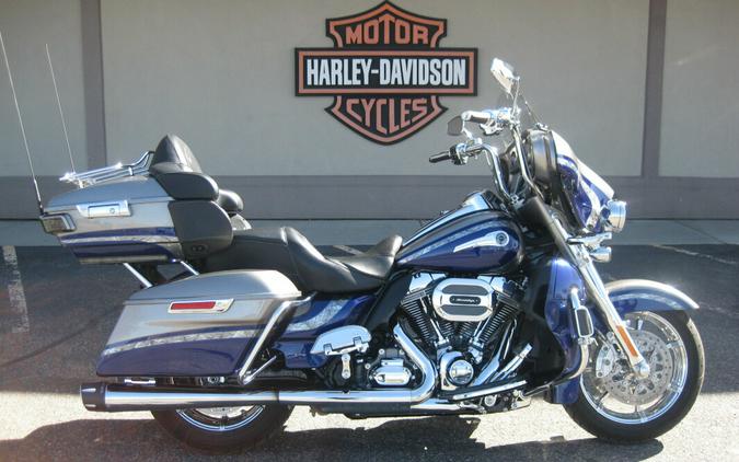 2016 Harley-Davidson CVO Limited Palladium Silver/Phantom Blue