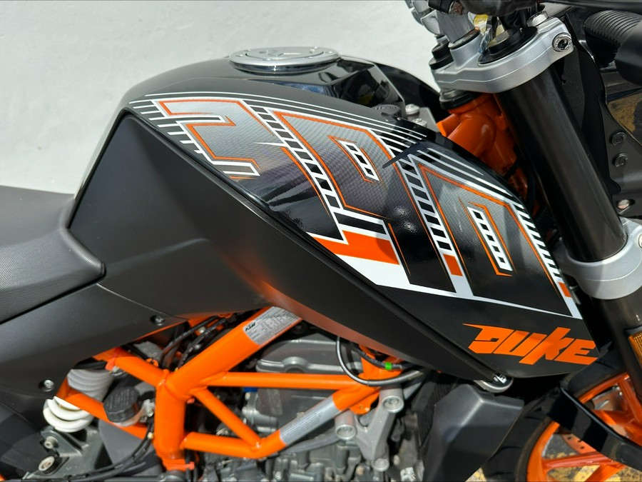 2016 KTM 390 DUKE