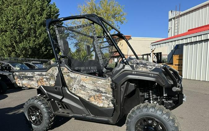 2024 Honda® Pioneer 1000 Forest