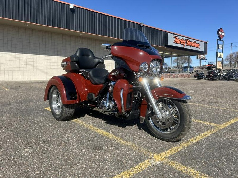 2024 Harley-Davidson® FLHTCUTG - Tri Glide® Ultra