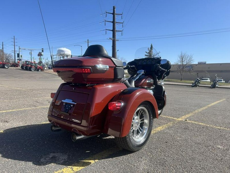 2024 Harley-Davidson® FLHTCUTG - Tri Glide® Ultra