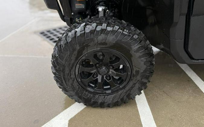 2026 Can-Am® Defender MAX XT CAB HD11 With 10.25 in.display