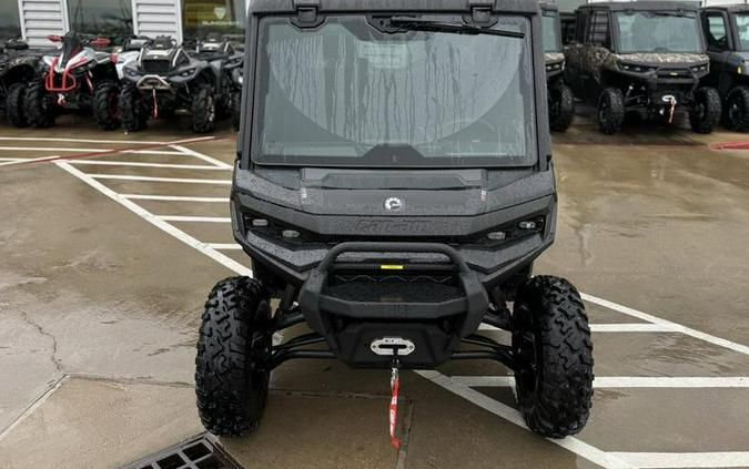 2026 Can-Am® Defender MAX XT CAB HD11 With 10.25 in.display