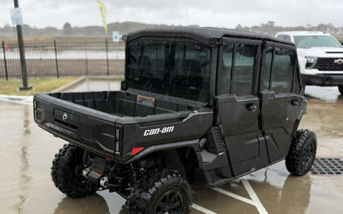 2026 Can-Am® Defender MAX XT CAB HD11 With 10.25 in.display