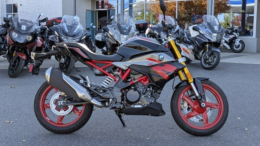 2025 BMW G 310 R Style Passion