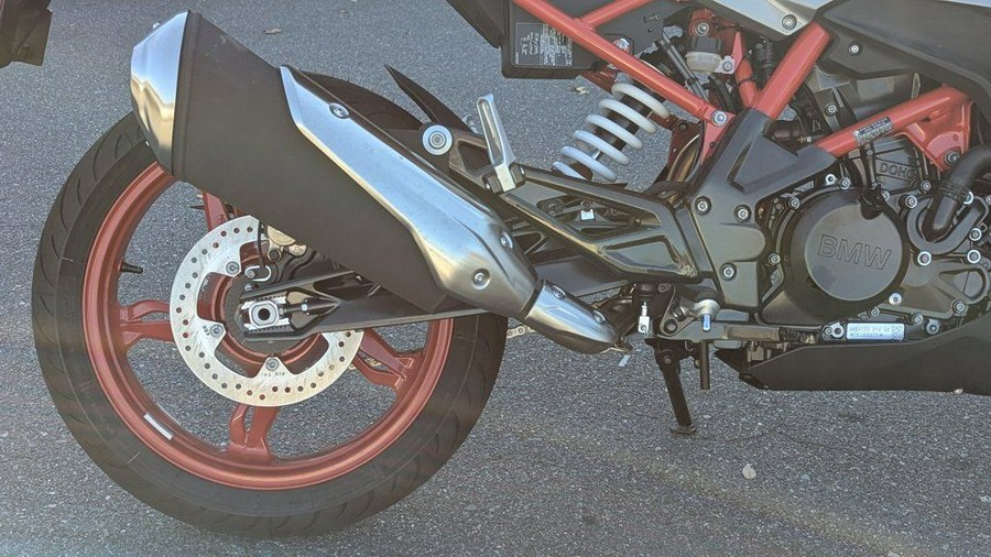 2025 BMW G 310 R Style Passion